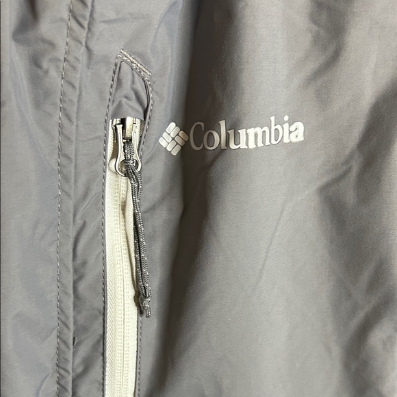 Columbia Men's Black and Gray Performance Jacket - Picture 4 of 7